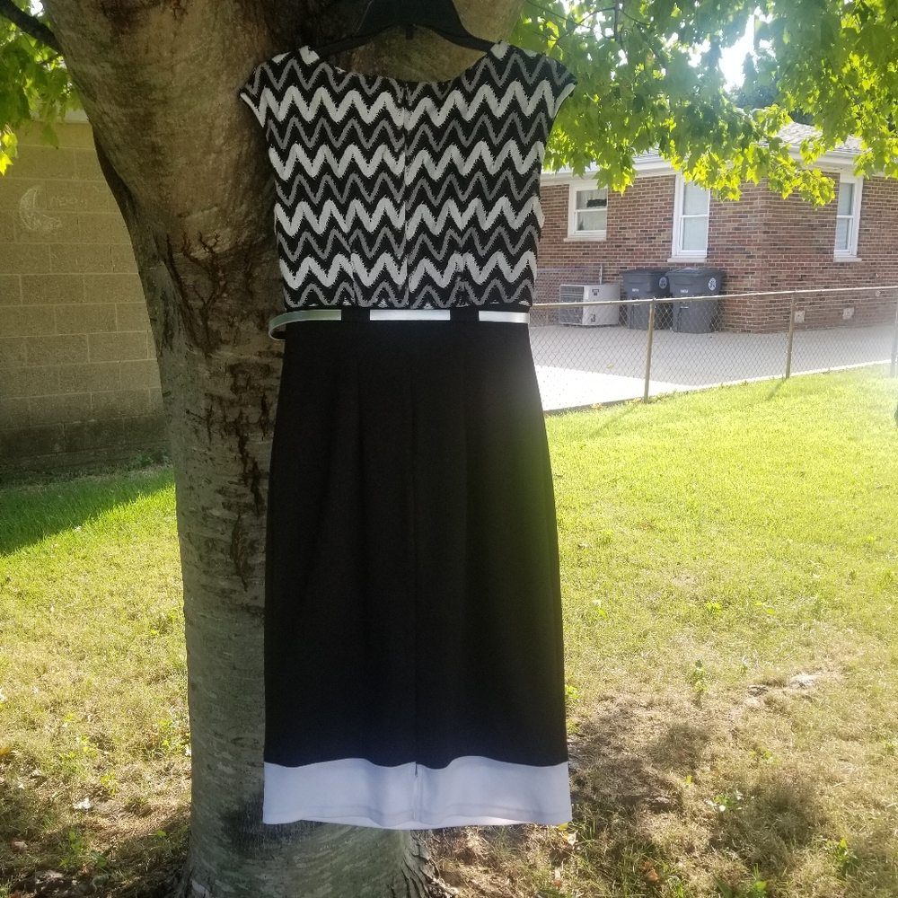 Connected Apparel dress size 6 - Picture 5 of 7
